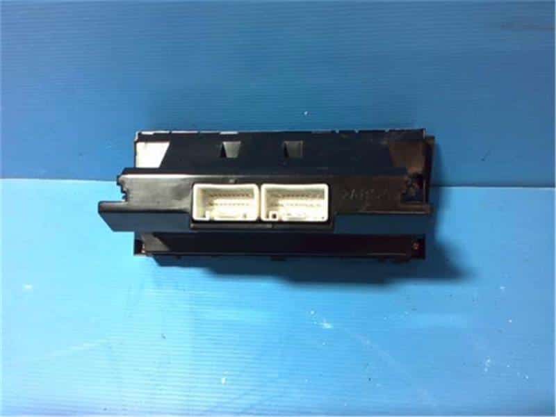 [Used]A/C & Heater Control panel TOYOTA Altezza 2004 TA-GXE15W - BE ...
