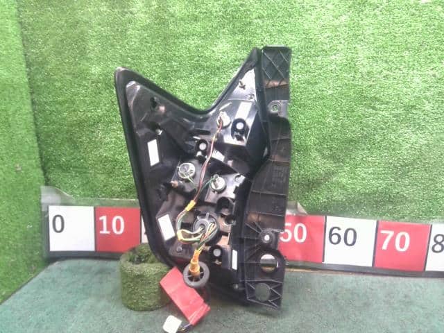 [Used]Right Tail Light NISSAN Note 2018 DAA-SNE12 - BE FORWARD Auto Parts