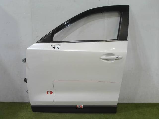 Used]Front Left Door Panel MAZDA CX-5 2019 3DA-KF2P KBY05902XE