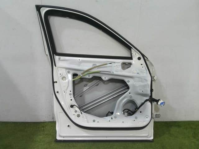Used]Front Left Door Panel MAZDA CX-5 2019 3DA-KF2P KBY05902XE