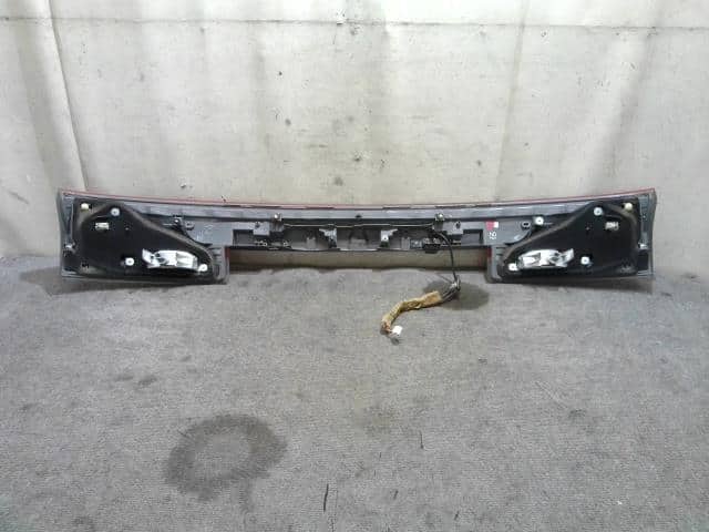 [Used]Rear Finish Panel HONDA Step Wagon 2006 DBA-RG1 33701SLJN01 - BE ...