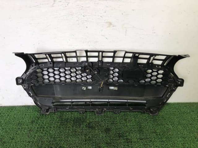Used]Radiator Grille SUZUKI Swift 2018 DBA-ZC83S 7174052R70C48