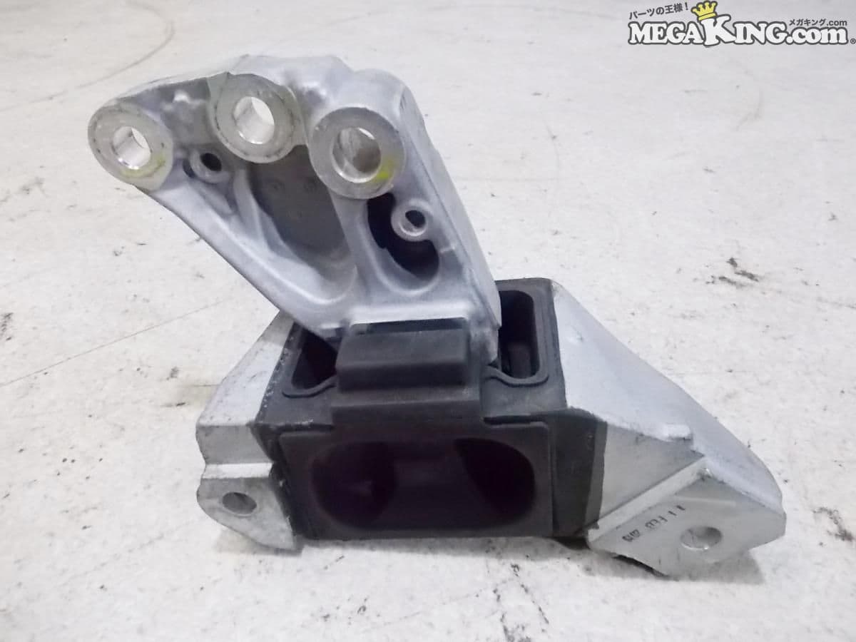 [Used]Only in JW5 S660 Genuine normal Engine mount one side, it is ...