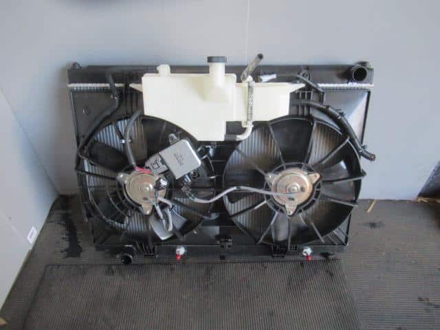[Used]Radiator NISSAN Fuga 2008 DBA-Y50 - BE FORWARD Auto Parts
