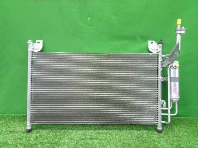 [Used]Condenser MAZDA Demio 2010 DBA-DE3FS DF7161480B - BE FORWARD Auto ...