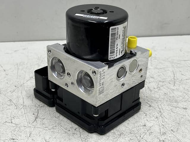 [Used]ABS Actuator VOLVO Volvo 60 series 2011 DBA-FB4164T 31329137 - BE ...