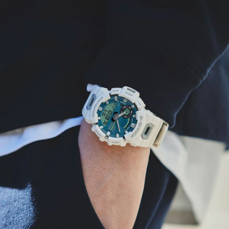 [New]G-SHOCK WEB model Casio G-Shock GBA-900CB-7AJF white & blue-green ...