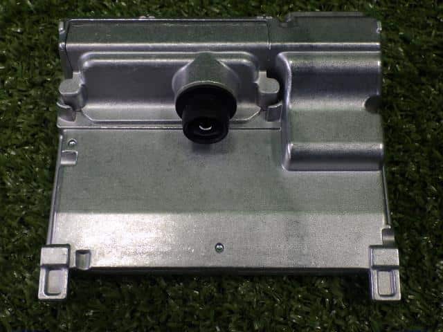 Used]Backup Camera HONDA Vezel 2024 6AA-RV5 8S1033M9J22 - BE