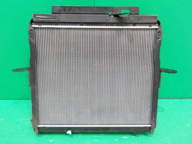 [Used]Radiator Mitsubishi Fuso Fighter Mignon 2006 PA-FK71R ME407368 ...