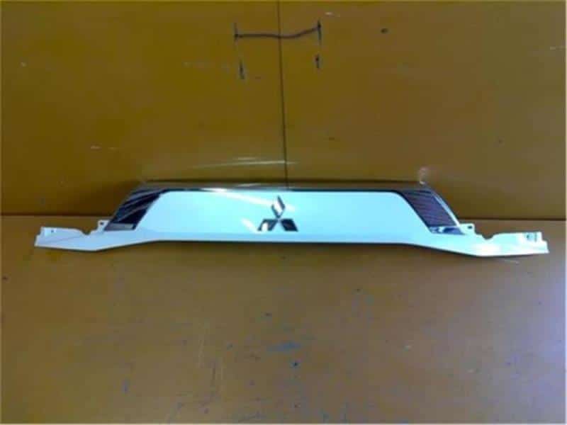Used]Rear Finish Panel MITSUBISHI Outlander 2020 5LA-GG3W