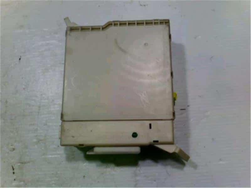 Used]Fuse Box TOYOTA Estima 2008 DBA-ACR55W 8273028160 - BE