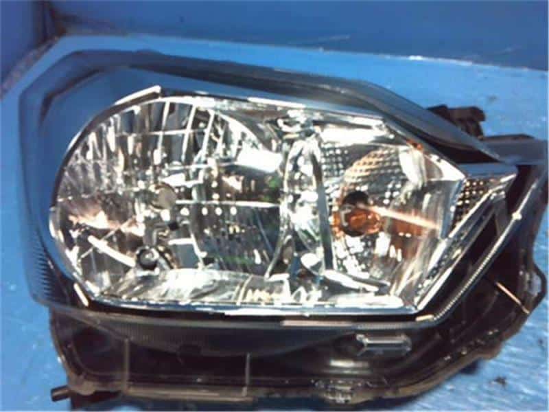 Used]Right Headlight DAIHATSU Mira es 2022 DBA-LA350S 81130B2660