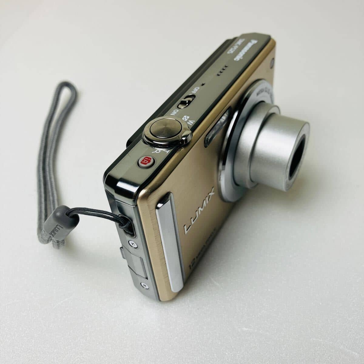 Panasonic LUMIX DMC-FS25 ゴールド Amazon | Panasonic Lumix DMC - fs25 12 MPデジタルカメラwith 5 x