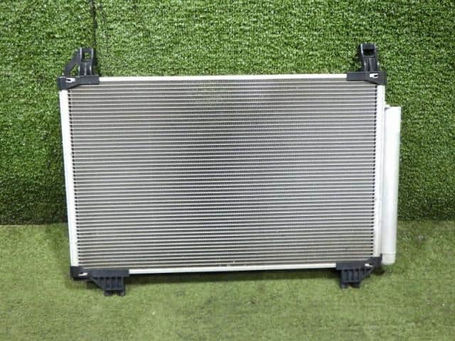 [Used]Condenser TOYOTA Belta 2010 DBA-SCP92 8846052130 - BE FORWARD ...