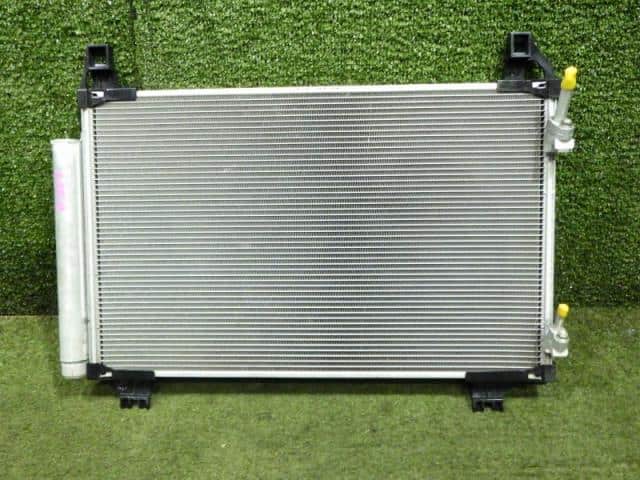 [Used]Condenser TOYOTA Belta 2010 DBA-SCP92 8846052130 - BE FORWARD ...