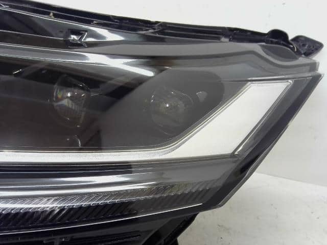 Used]Left Headlight NISSAN Aura 2023 6AA-FE13 260756XL2A - BE