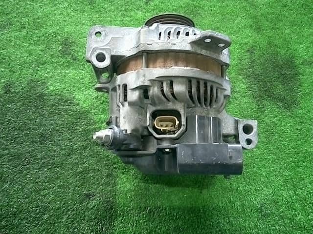 [Used]Alternator MAZDA BONGO 2011 ABF-SKP2V L84918300A - BE FORWARD ...
