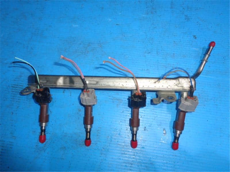 [Used]Fuel Injector TOYOTA Vitz 2017 DBA-NSP135 2320949226 - BE FORWARD ...
