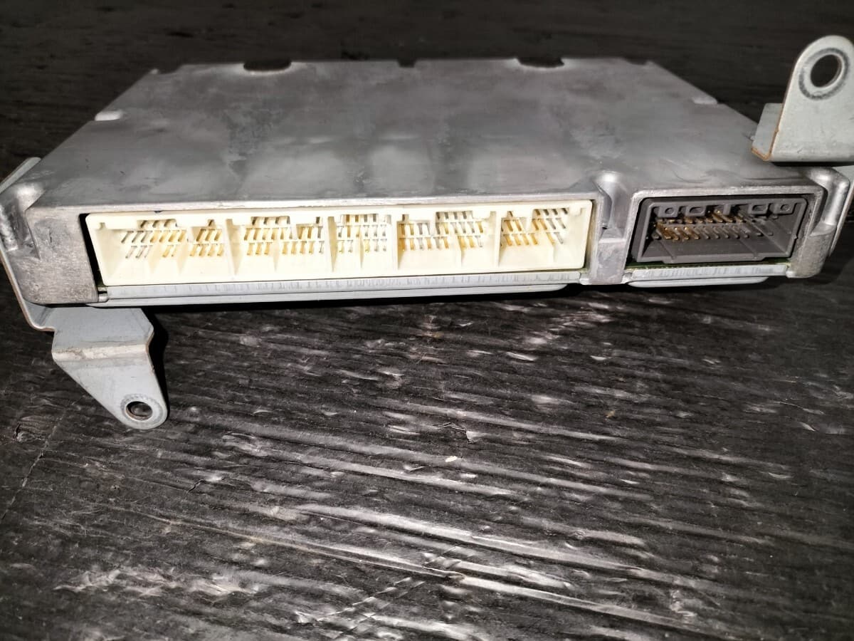 Used][rare!] Toyota JZX110 JZX110W IR-V VR25 MT ECU 1JZ-GTE Mark 2 