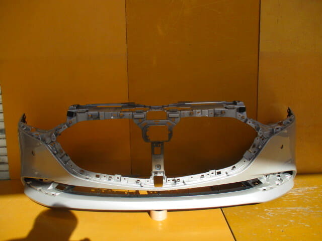 MAZDA3 BP5P BP8P BPFP BPEP ブレーキパッド フロント 前 トキコ TOKICO 4枚セット 国産 H31.03〜 送料無料