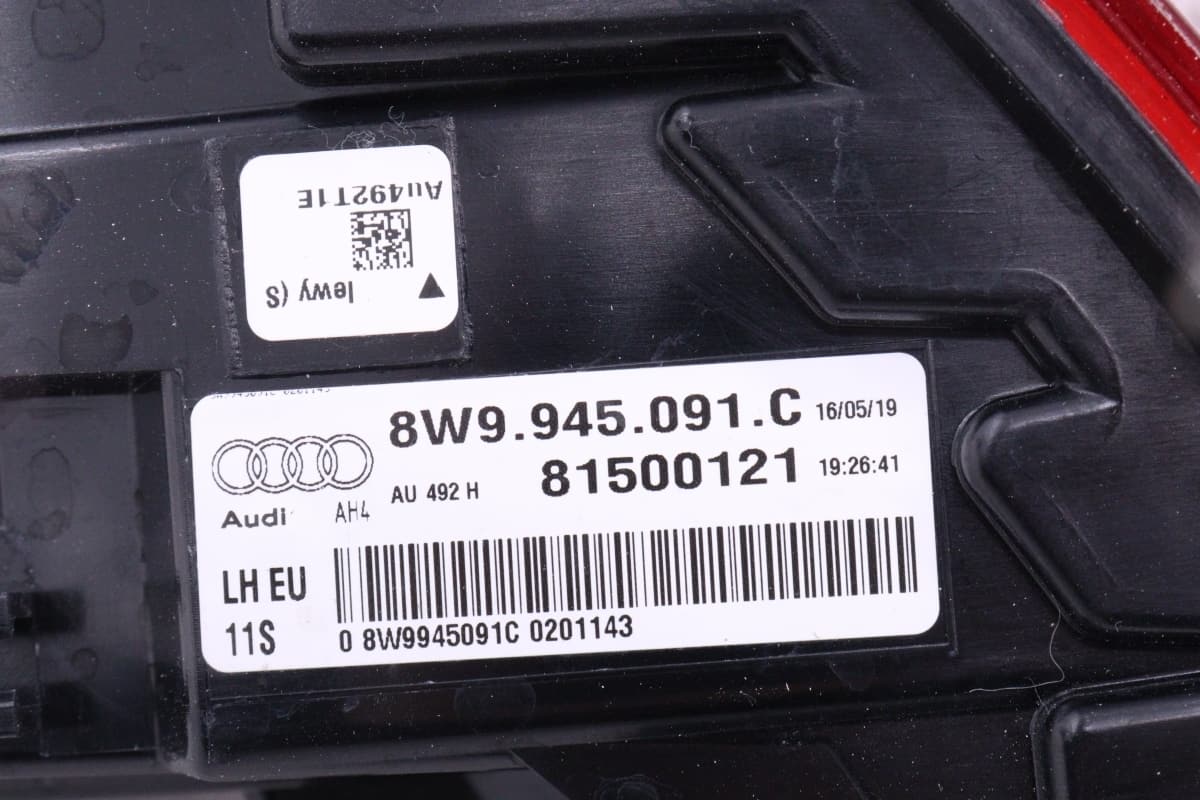 Used]52-1008 ☆Good Condition ☆LED 8W Audi A4 ☆Left Tail Light