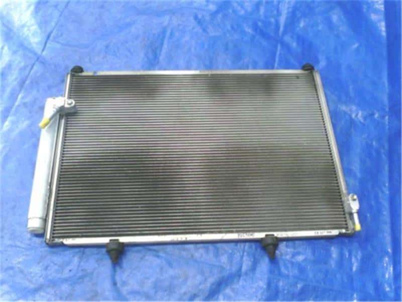 Used]Toyota Genuine Townace S402M condenser 88460-BZ120 P42400