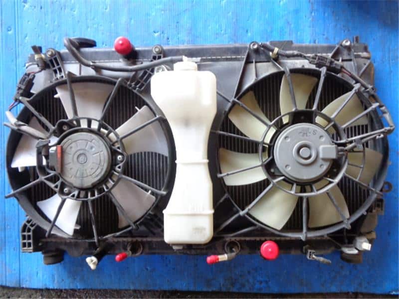 [Used]Radiator HONDA Fit 2008 DBA-GE6 19010RB0901 - BE FORWARD Auto Parts