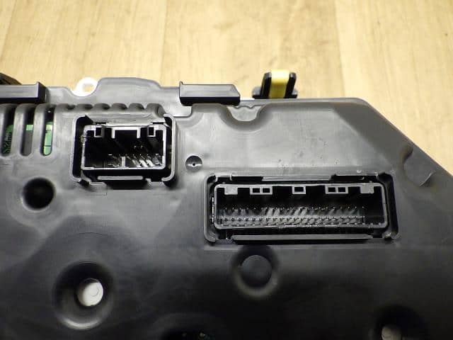 [Used]Speedometer TOYOTA Corolla Axio 2014 DBA-NZE164 8380012W71 - BE ...
