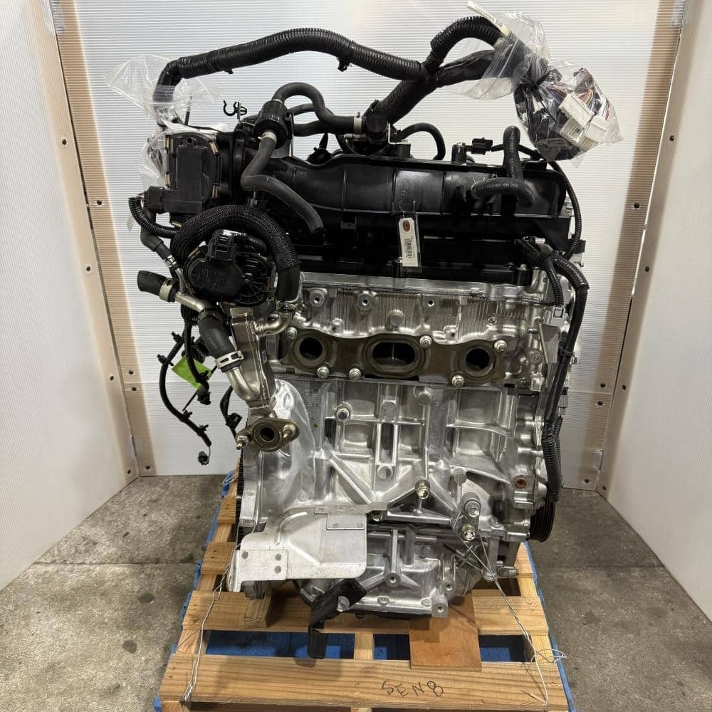 [Used]Serena C28 [the Engine body] 10102-7DAAA R5 Nissan (low Mileage ...