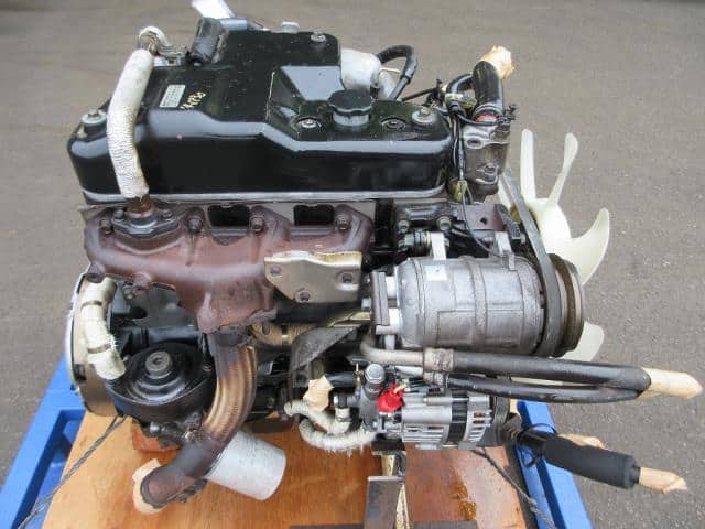 [Used]4JG2 Engine ISUZU ELF 2004 KR-NHR69 - BE FORWARD Auto Parts