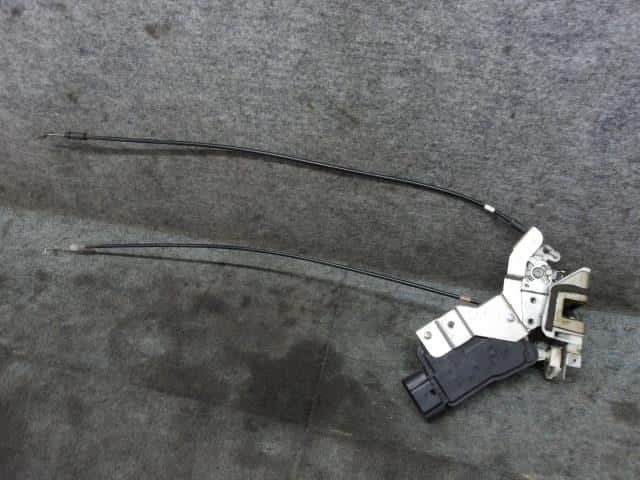 Used]Front Right Door Lock Actuator SUZUKI Every 2007 ABA-DA64W