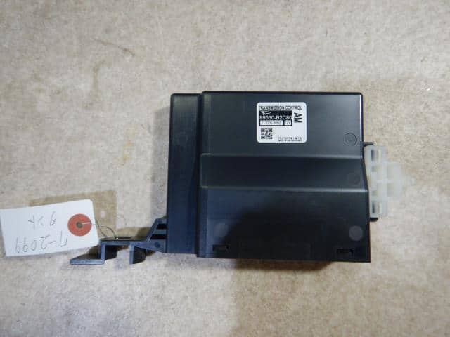 DAIHATSU Tanto 2014 Transmission Computer 89530B2C80 [Used] [PA90234570]