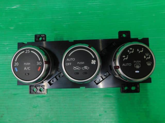 PA95650160_7c1cb0.jpg