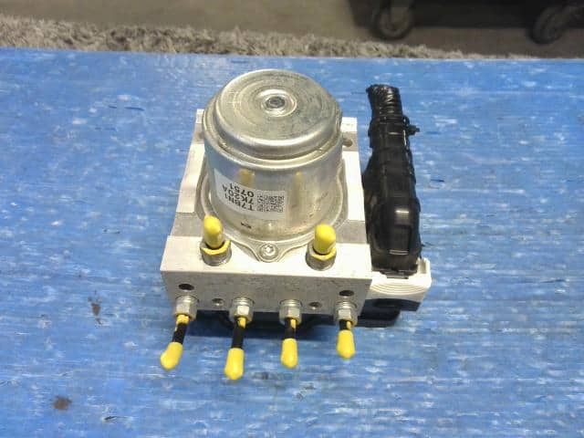ebay][Used]ABS Actuator HONDA Vezel 2017 DAA-RU3 57110T7BN02 - BE 