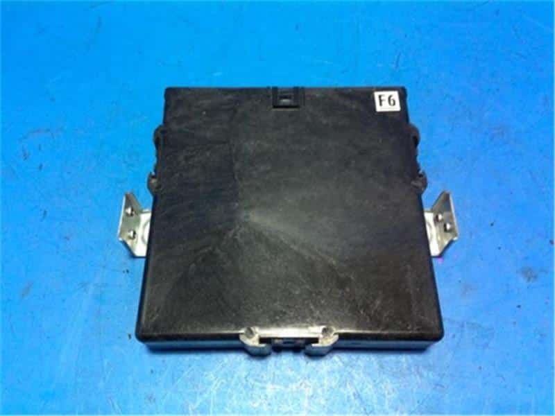 トヨタbB(NCP31)LEDテールランプ左右セットだけどジャンクだよ トヨタ bB NCP31 テールランプ左右セット LED