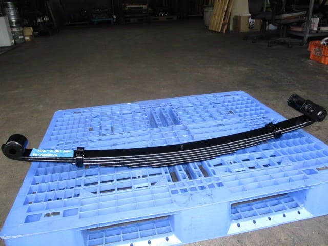 [Used]Front Right Leaf Spring Assembly ISUZU ELF 2006 PB-NKR81N ...