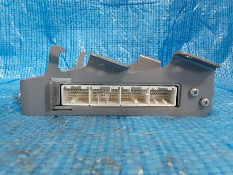 [Used]Engine Control Unit / ECU Hino dutro XZU331M 89661-37461 175800 ...
