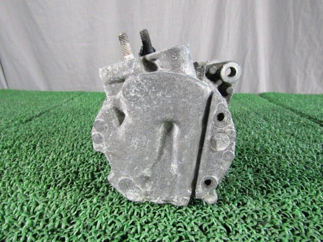 Used]Nissan Genuine RB25DET C34 Stagea air-conditioner compressor