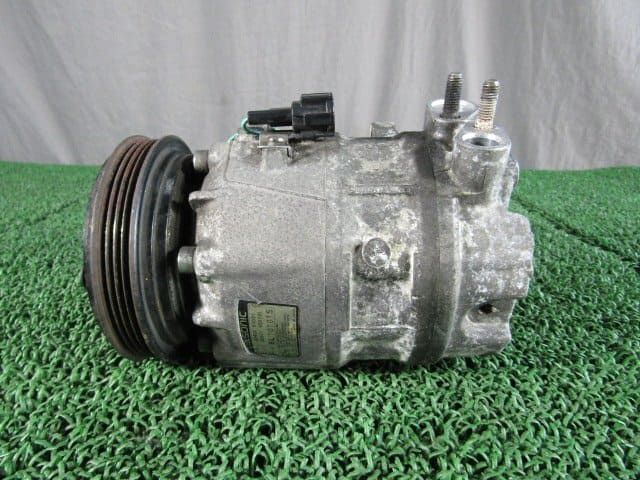 Used]Nissan Genuine RB25DET C34 Stagea air-conditioner compressor