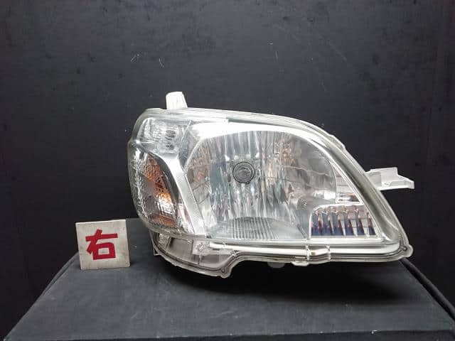 ルクラ DBA-L455F 右 ヘッド ランプ ライト 81110-B2570 ハロゲン
