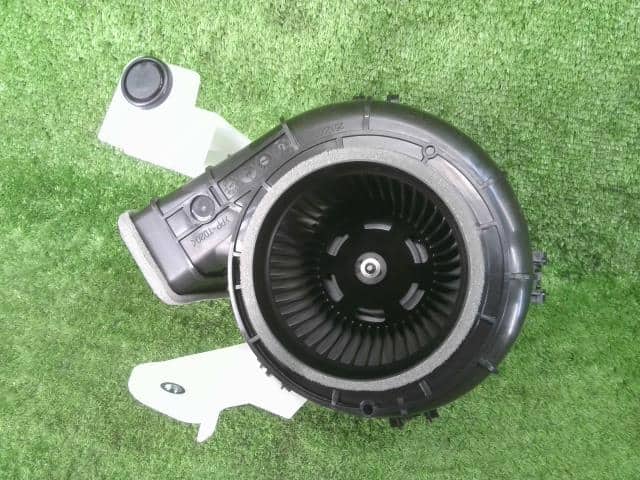 [Used]Radiator Cooling Fan TOYOTA Prius 2023 6AA-MXWH60 G923012020 - BE ...