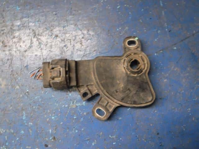Used]Inhibitor Switch SUZUKI Lapin 2012 DBA-HE22S 3772082KA0 - BE