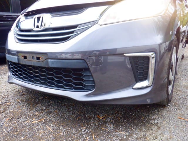 [Used]Front Bumper HONDA Freed 2014 DAA-GP3 71101SYYJ00ZH - BE FORWARD ...