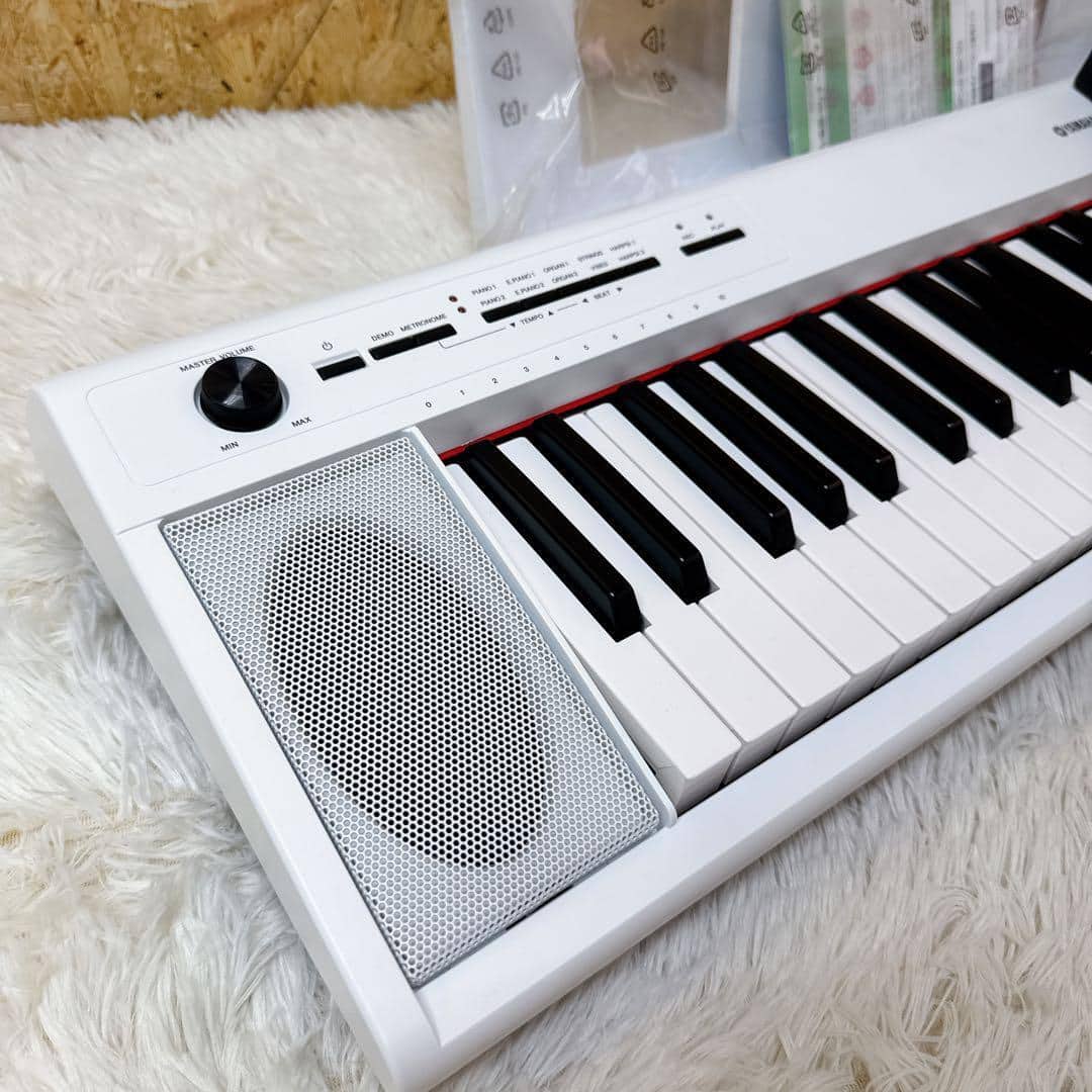 Used]Yamaha Electronic piano/keyboard piaggero NP-12WH WHITE