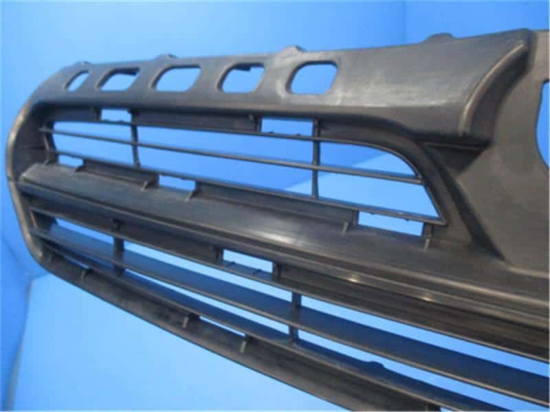 [Used]Radiator Grille TOYOTA Corolla Runx 2004 CBA-NZE124 5311113290 ...