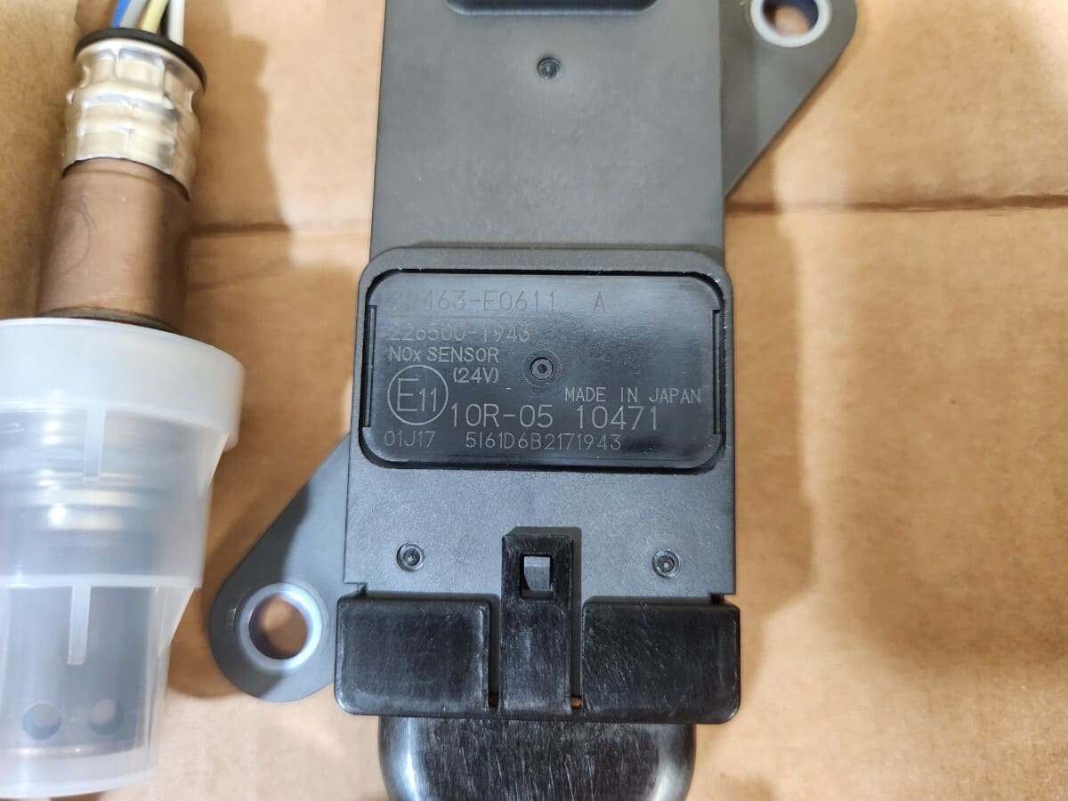 New]Hino Genuine Parts 