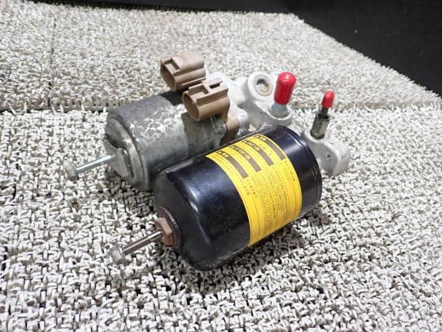 Used]Brake Booster TOYOTA Aqua 2012 DAA-NHP10 4707052020 - BE