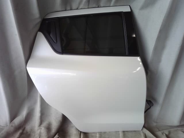 Used]Rear Right Door Assembly SUZUKI Swift 2020 4BA-ZC33S