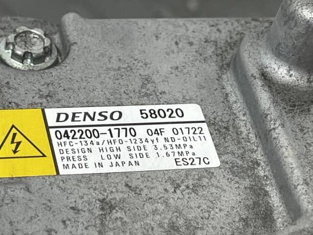 Used]A/C Compressor TOYOTA Alphard 2022 6AA-AYH30W 8837058021 - BE