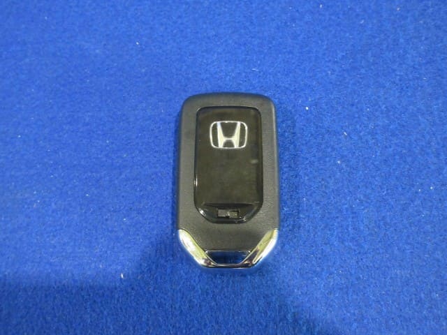 [Used]Keyless Entry Remote Control Key HONDA Freed 2023 6AA-GB7 - BE ...
